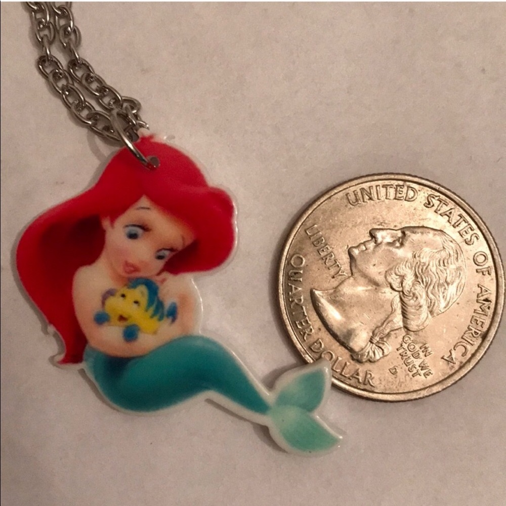 Little mermaid necklace - Picture 3 of 3